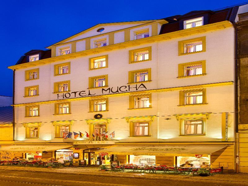 Hotel Mucha Прага Экстерьер фото